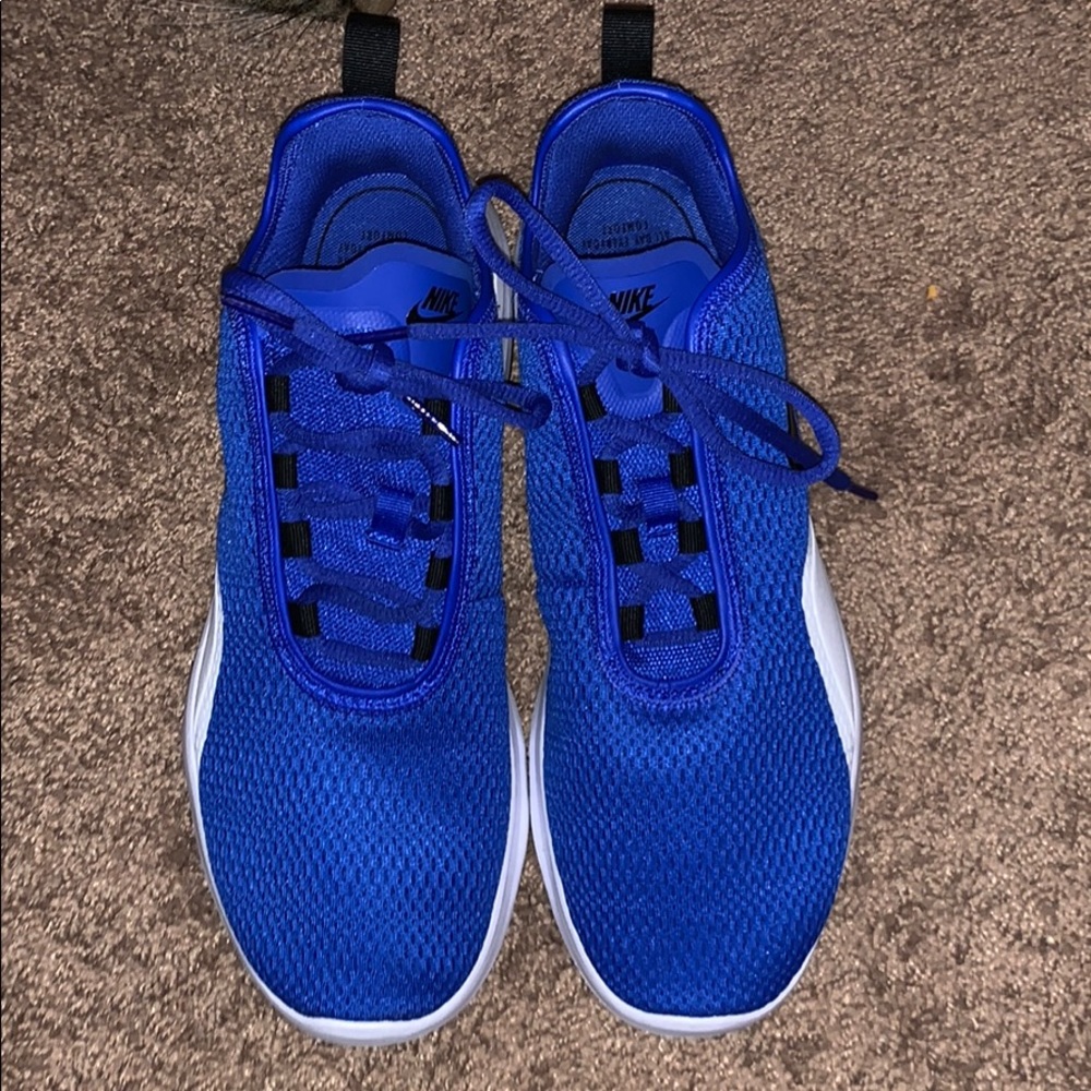 Nike air max motion2
